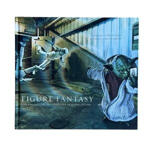 Figure Fantasy Daniel Picard 2016 Insight Editions Loot Crate Exclusive HC